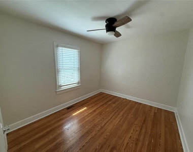 534 W Osceola Street - Photo Thumbnail 13