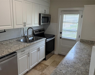 534 W Osceola Street - Photo Thumbnail 10