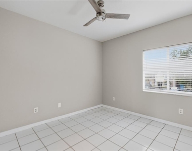 522 Villa Del Sol Circle - Photo Thumbnail 15
