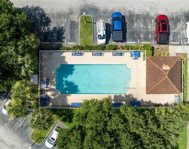 522 Villa Del Sol Circle - Photo Thumbnail 23