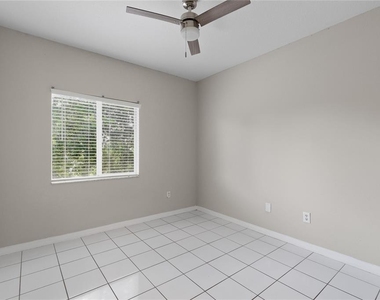 522 Villa Del Sol Circle - Photo Thumbnail 14