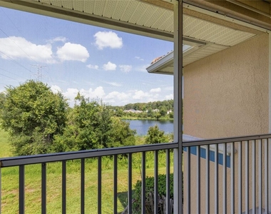 522 Villa Del Sol Circle - Photo Thumbnail 18