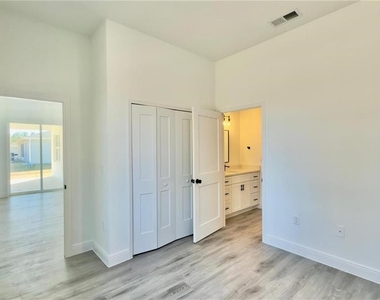 11591 Sw 59th Terrace - Photo Thumbnail 21