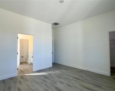 11591 Sw 59th Terrace - Photo Thumbnail 11