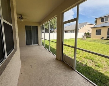 4916 Cape Hatteras Drive - Photo Thumbnail 19