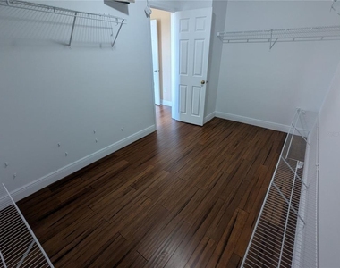 1628 Strthmore Circle - Photo Thumbnail 10