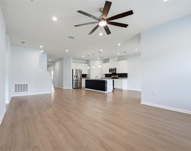 1210 Whispering Lane - Photo Thumbnail 10
