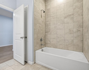 1210 Whispering Lane - Photo Thumbnail 27