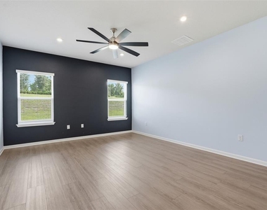1210 Whispering Lane - Photo Thumbnail 9