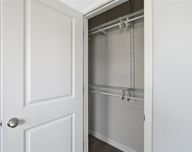 1210 Whispering Lane - Photo Thumbnail 25