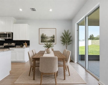 1210 Whispering Lane - Photo Thumbnail 5