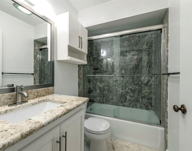 110 N Tremain Street - Photo Thumbnail 16