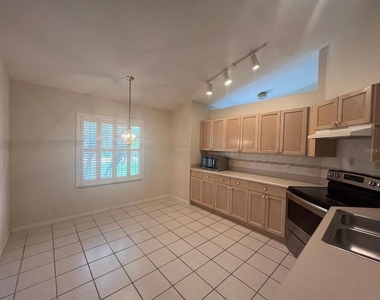 30 Fenwick Lane - Photo Thumbnail 4