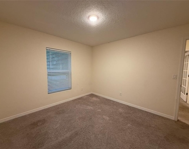 44 Pineapple Drive - Photo Thumbnail 2