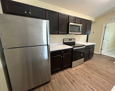 22480 La Guardia Avenue - Photo Thumbnail 4