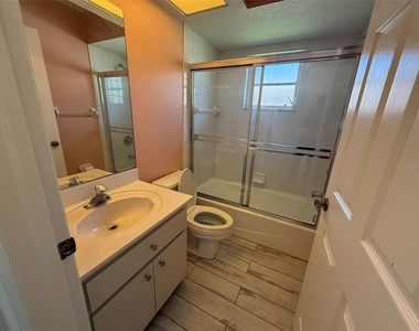 4054 Allure Lane - Photo Thumbnail 16