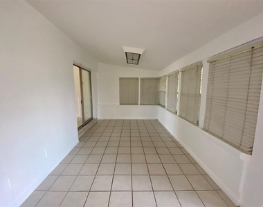 6268 Freemont Street - Photo Thumbnail 5