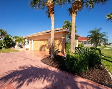 1112 Muscovie Court - Photo Thumbnail 45