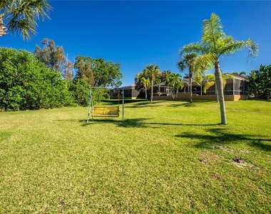 1112 Muscovie Court - Photo Thumbnail 40
