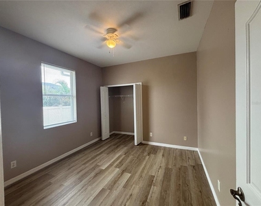 3074 Brampton Terrace - Photo Thumbnail 9