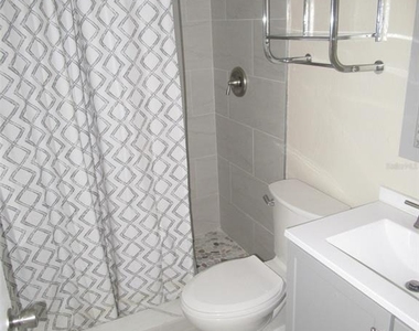 23029 Alabaster Avenue - Photo Thumbnail 8