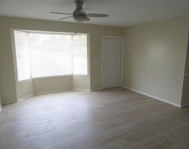 23029 Alabaster Avenue - Photo Thumbnail 2