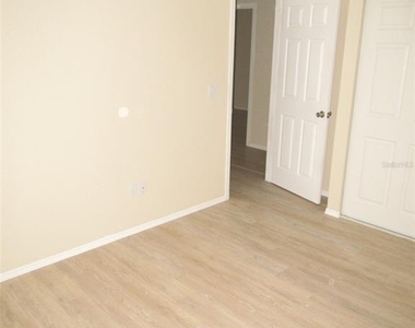 23029 Alabaster Avenue - Photo Thumbnail 10