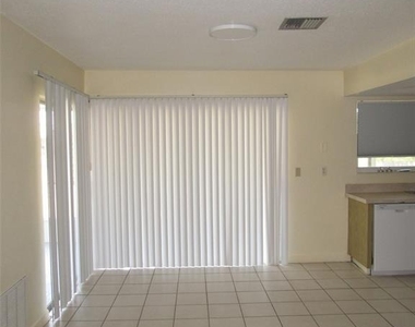 23023 Foote Avenue - Photo Thumbnail 6