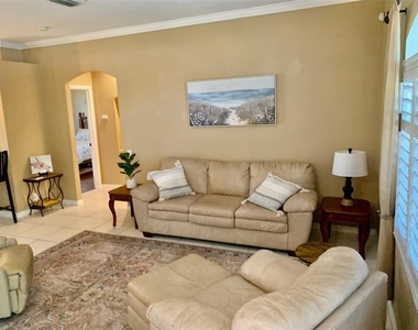 2775 Royal Palm Drive - Photo Thumbnail 6