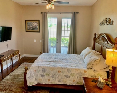 2775 Royal Palm Drive - Photo Thumbnail 23