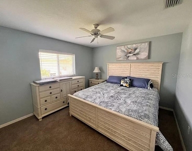 5530 Almar Drive - Photo Thumbnail 14