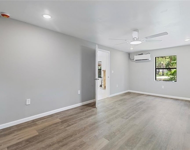 23094 Central Avenue - Photo Thumbnail 10