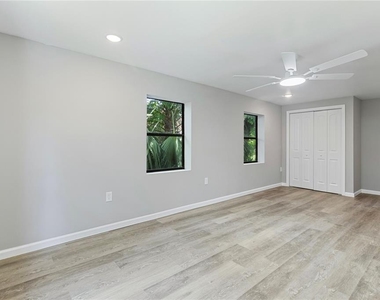 23094 Central Avenue - Photo Thumbnail 8