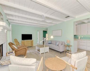 5253 Avenida Del Mare - Photo Thumbnail 9