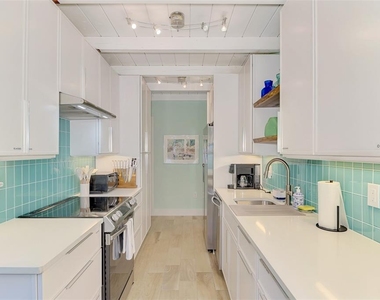 5253 Avenida Del Mare - Photo Thumbnail 16