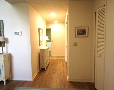 5626 Pipers Waite - Photo Thumbnail 9