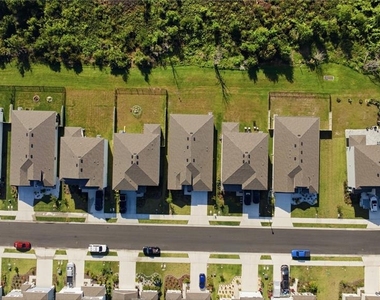 10622 Eustis Drive - Photo Thumbnail 33