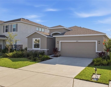10622 Eustis Drive - Photo Thumbnail 25