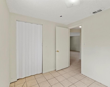 2788 41st Avenue N - Photo Thumbnail 39