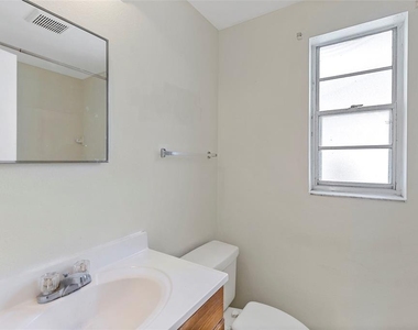 2788 41st Avenue N - Photo Thumbnail 31