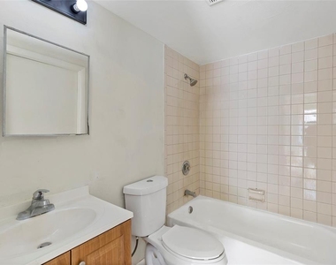 2788 41st Avenue N - Photo Thumbnail 23