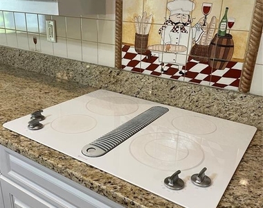 9461 Miami Circle - Photo Thumbnail 5