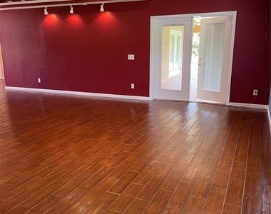 9461 Miami Circle - Photo Thumbnail 9
