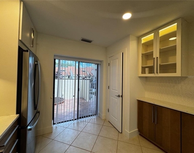 5312 Huntingwood Court - Photo Thumbnail 11