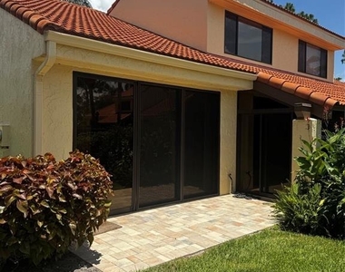 5312 Huntingwood Court - Photo Thumbnail 27