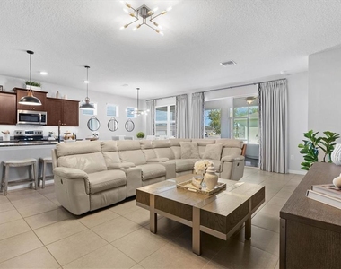 13905 Woodbridge Terrace - Photo Thumbnail 10
