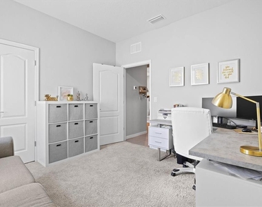 13905 Woodbridge Terrace - Photo Thumbnail 30