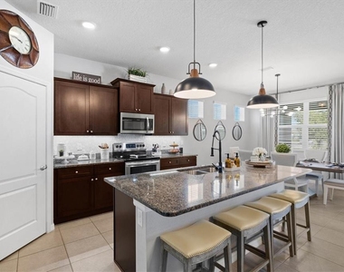13905 Woodbridge Terrace - Photo Thumbnail 11