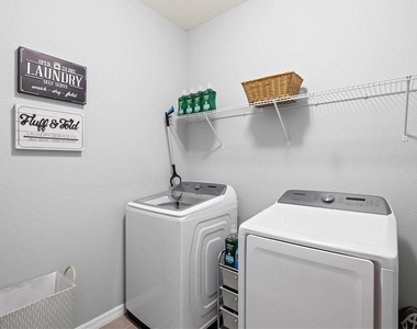 13905 Woodbridge Terrace - Photo Thumbnail 31