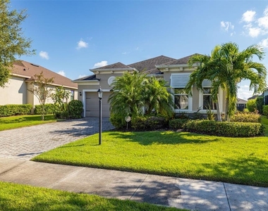 5213 Horizon Cove - Photo Thumbnail 1